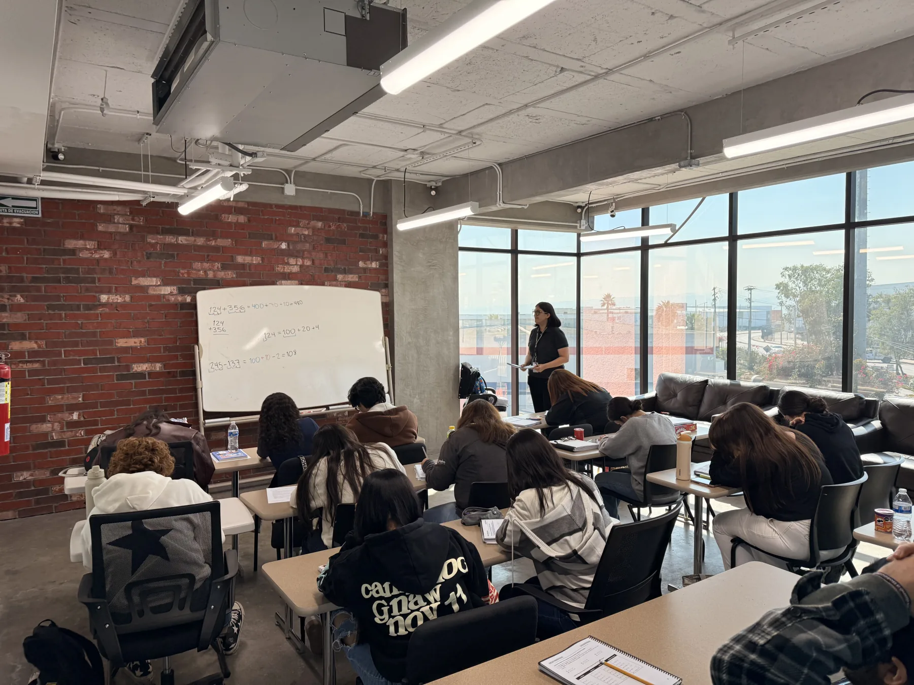 Clase presencial del Curso UABC en Superfy