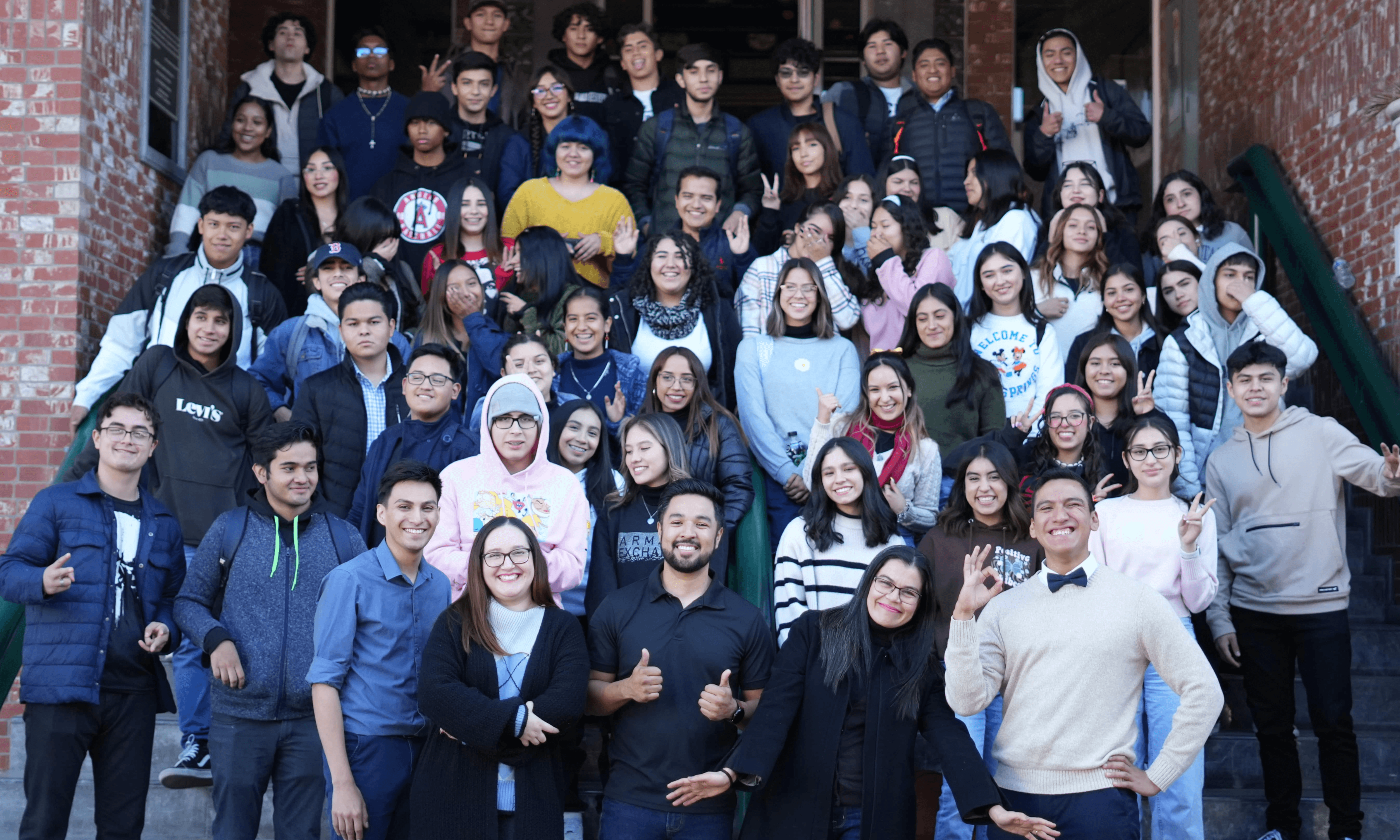 Equipo de Superfy comprometido con la excelencia en la preparación de estudiantes